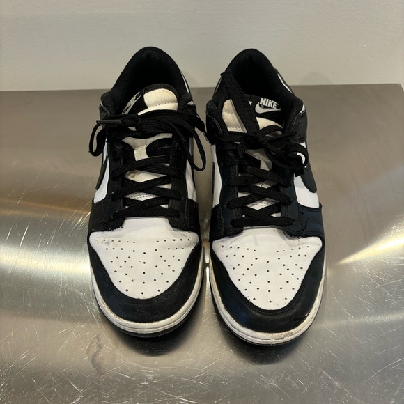 Nike Dunk Low | Black & White | Womens 8.5 - Picture 2 of 3